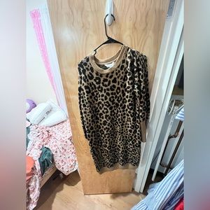 Time tru sweater dress Large in size. cheetah print long sleeve